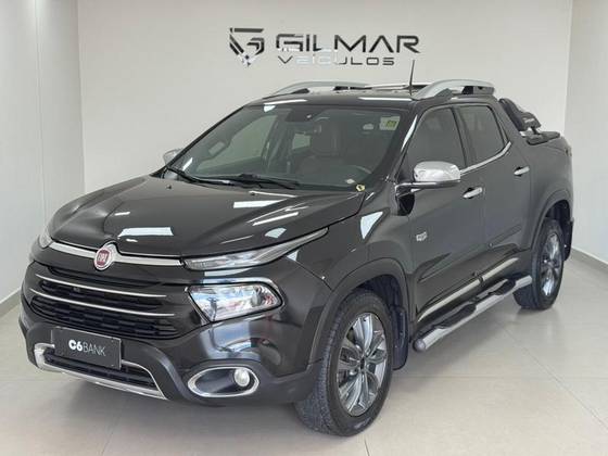 FIAT TORO 2.0 16V TURBO DIESEL RANCH 4WD AT9 FIAT TORO 2.0 16V TURBO DIESEL RANCH 4WD AT9